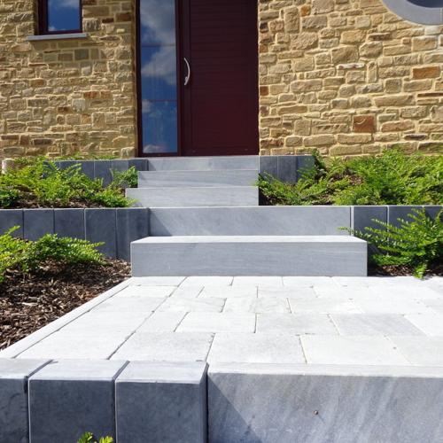 Jardisart - Devanture sobre et accueillante